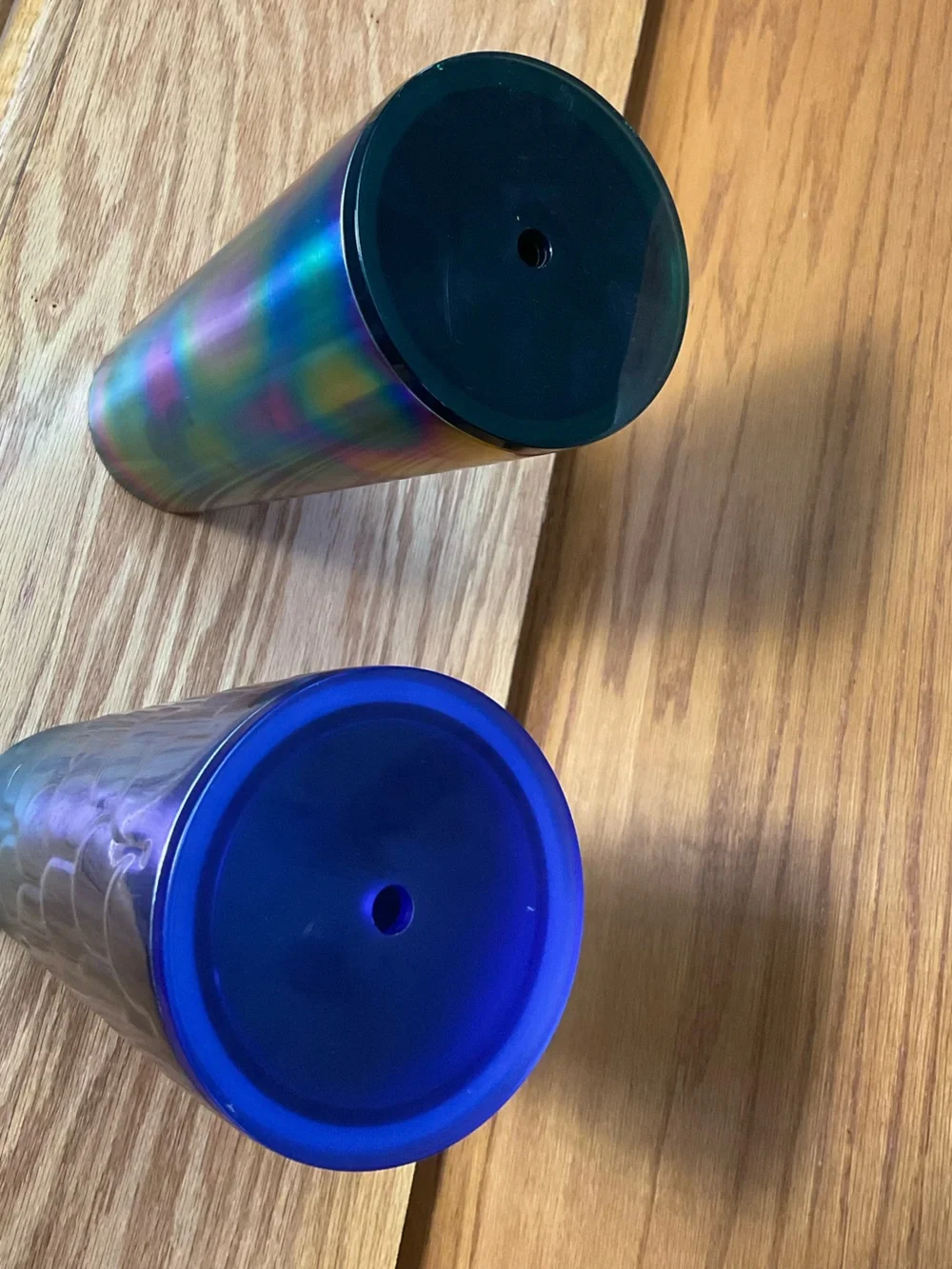 Starbucks set iridescent